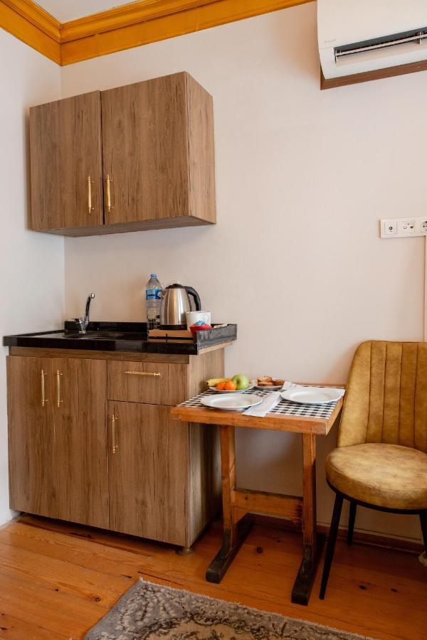 April Hotel İstanbul Dış mekan fotoğraf