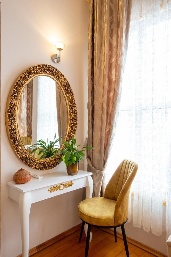 April Hotel İstanbul Dış mekan fotoğraf