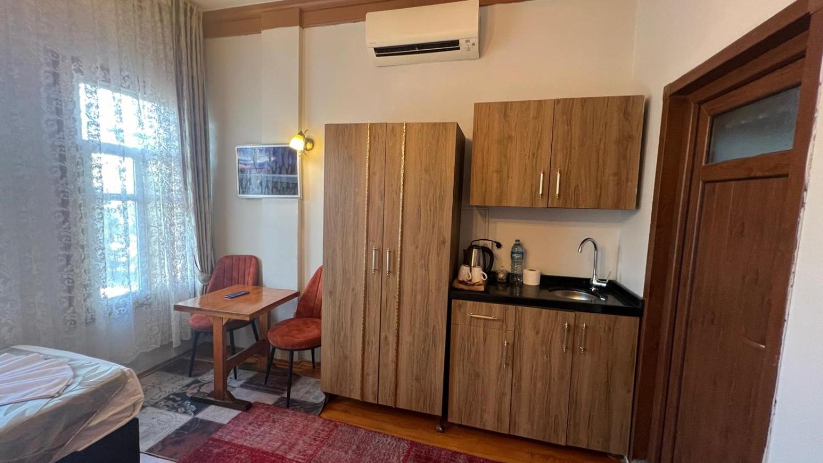 April Hotel İstanbul Dış mekan fotoğraf